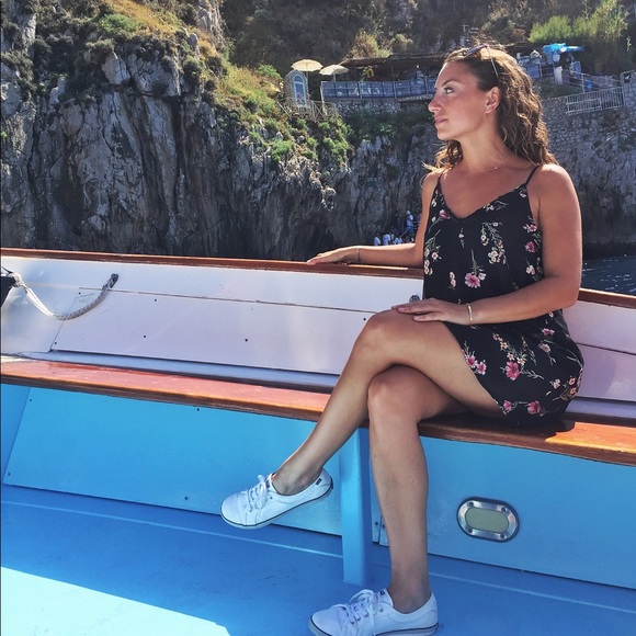 Meet your Posher, Shae - Picture 3 of 4